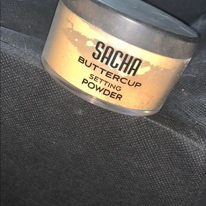 Sasha buttercup setting powder